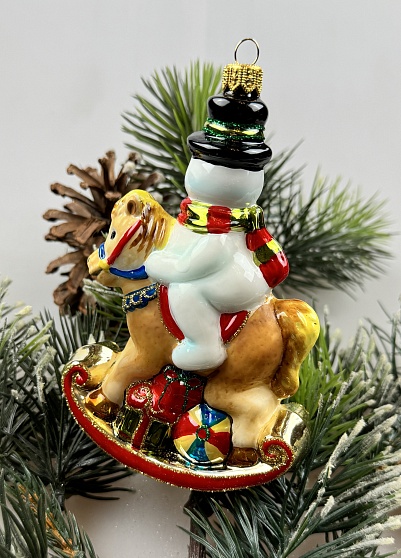 Снеговик на лошадке-качалке, Mostowski