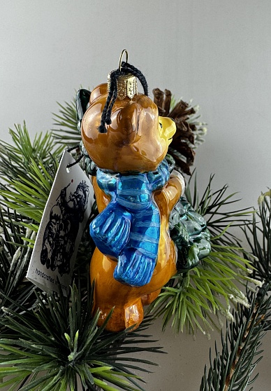 Плюшевый мишка с елкой, Mostowski